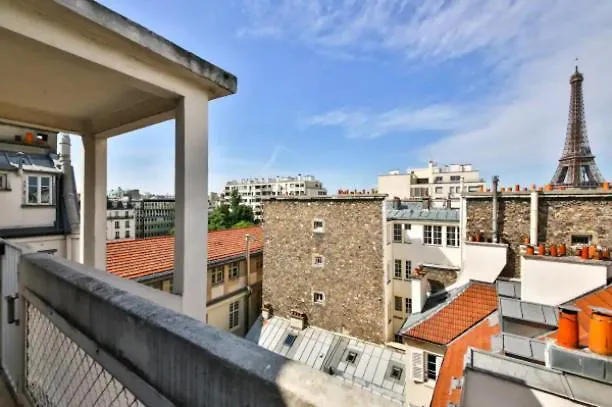 Les Toits De Rue Cler Vue Tour Eiffel شقة *